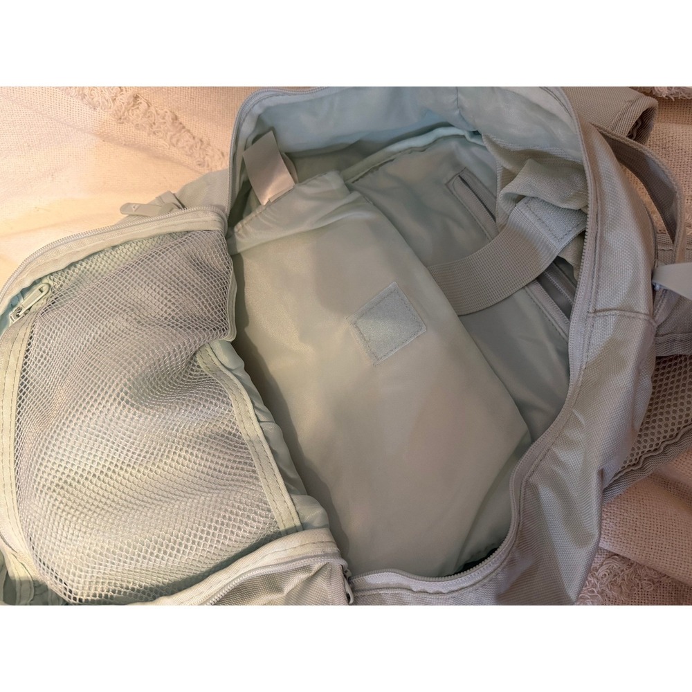 Gymshark Sharkhead Backpack Light Green Mint Sage Laptop Sleeve Gym Bag - Picture 8 of 8
